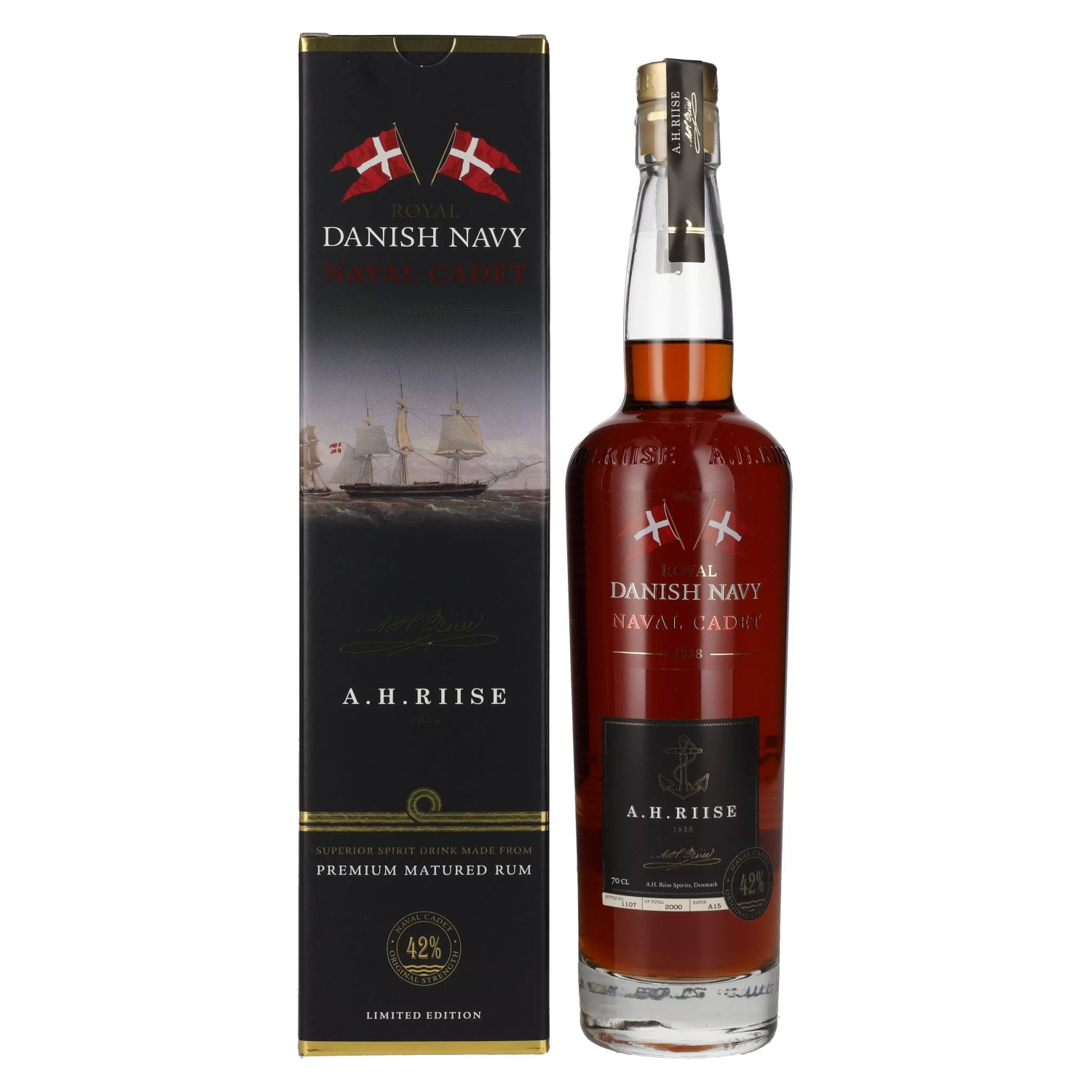 A.H. Riise Royal DANISH NAVY NAVAL CADET Superior Spirit Drink 42% Vol. 0,7l in Giftbox